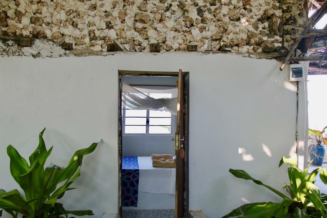 Garden Beach Bungalows جامبياني المظهر الخارجي الصورة