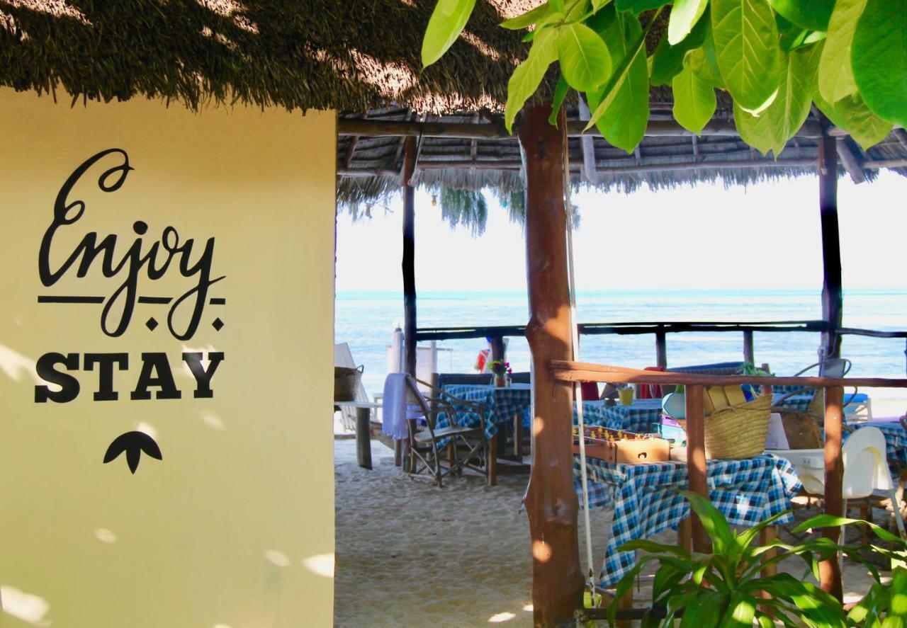 Garden Beach Bungalows جامبياني المظهر الخارجي الصورة
